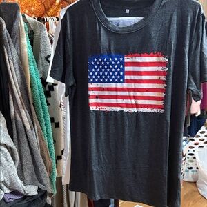 Source Unknown Black Short Sleeve Tee with Distressed American Flag Print unisex